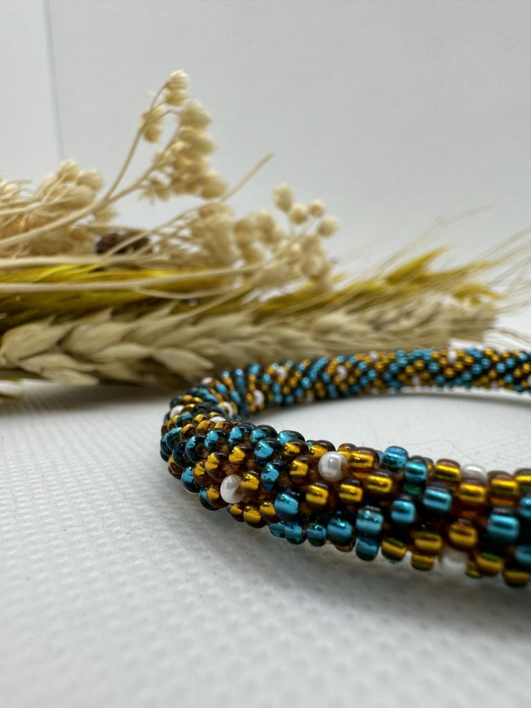Bracelet népalais, disponibles en plusieurs coloris, tissés à la main au népal