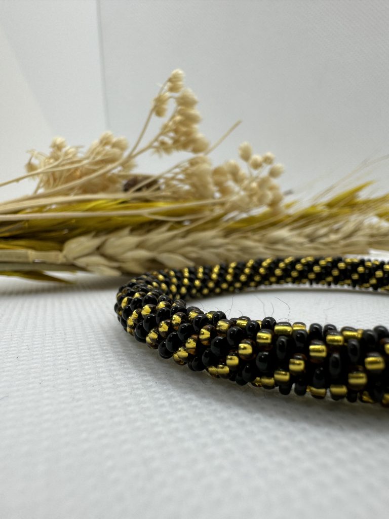 Bracelet népalais, disponibles en plusieurs coloris, tissés à la main au népal